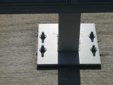 1/2" x 3-3/4" zinc plated thunderstud - concrete - pedestal