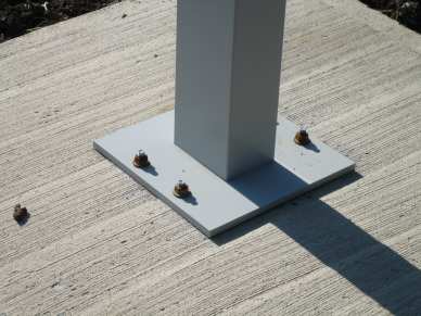 1/2" x 2-3/4" zinc plated thunderstud - concrete - steel plate