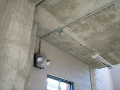 3/16" x 2-1/4" hex tapcon - concrete - security light