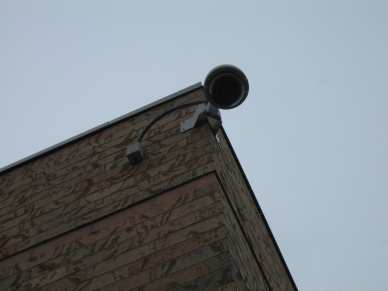 3/8" double expansion anchor - brick - surveillance camera